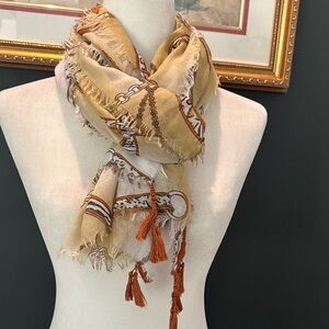 Elegant Equestrian Tan and Brown Scarf
